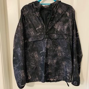 Under Armour Windbreaker